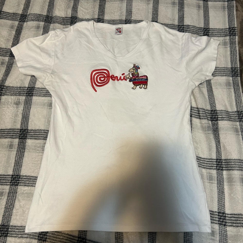 Vintage Embroidered Peru T-shirt